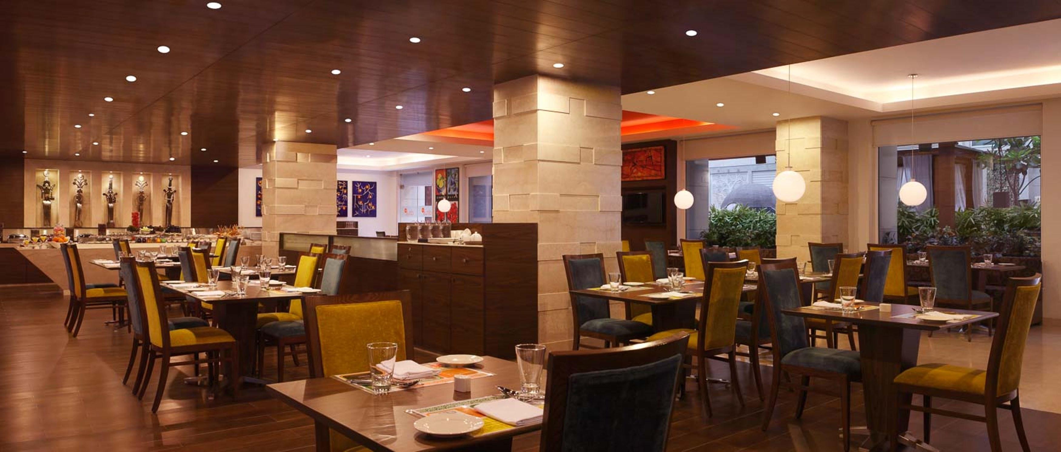 Lemon Tree Premier, Delhi Airport Ξενοδοχείο Νέο Δελχί Εξωτερικό φωτογραφία The interior of the restaurant